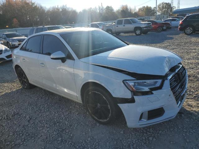 Снимка 4 от търг – 2017 AUDI A3 PREMIUM с VIN WAUB8GFF7H1068501