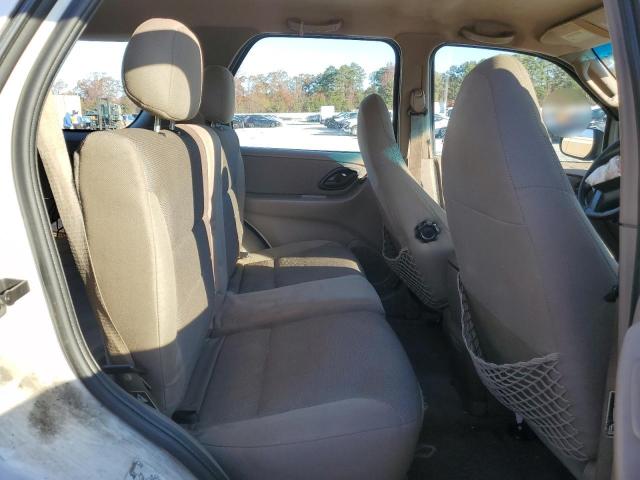 Photo 11 from auction – 2001 FORD ESCAPE XLT with VIN 1FMYU04181KE79845