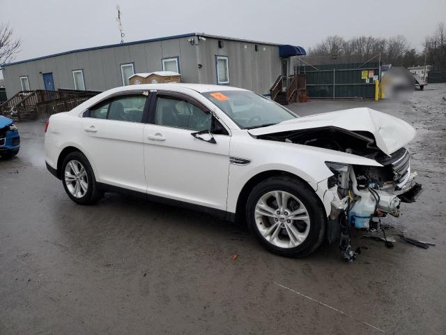 Photo 4 from auction – 2015 FORD TAURUS SEL with VIN 1FAHP2H82FG205975
