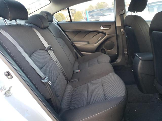 Photo 10 from auction – 2017 KIA FORTE LX with VIN 3KPFK4A77HE146597