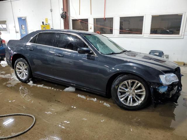 Photo 4 from auction – 2017 CHRYSLER 300 LIMITE with VIN 2C3CCAAG3HH593869