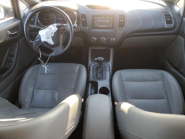 Photo 8 from auction – 2016 KIA FORTE EX with VIN KNAFZ4A87G5474193