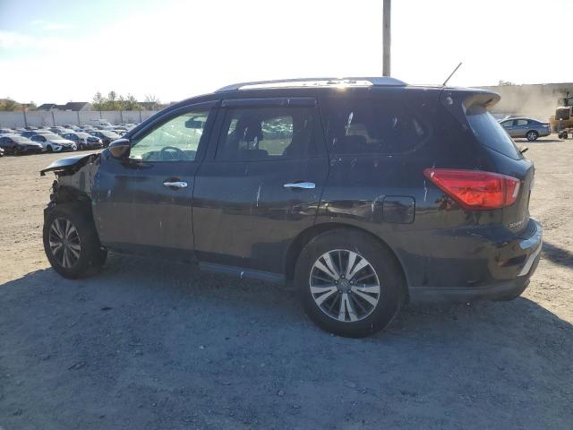 Photo 2 from auction – 2017 NISSAN PATHFINDER with VIN 5N1DR2MM2HC662653