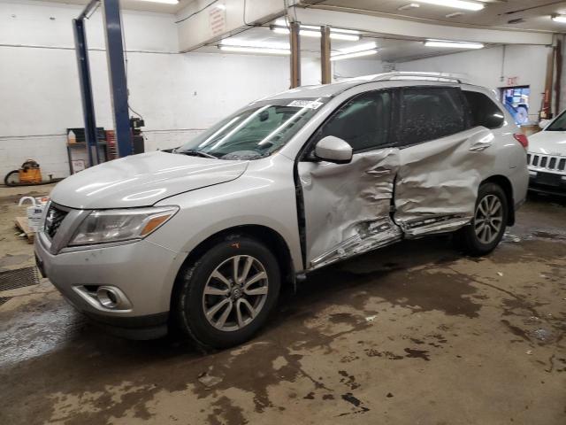 NISSAN PATHFINDER 2015 with VIN 5N1AR2MNXFC640778 - Photo from auction
