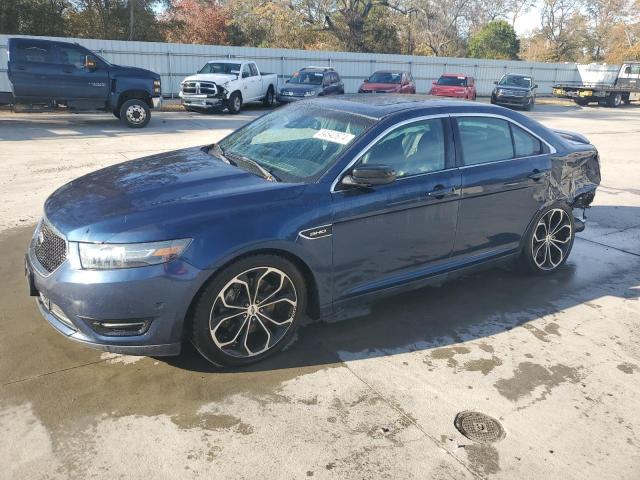 FORD TAURUS SHO 2016 with VIN 1FAHP2KT6GG108647 - Photo from auction