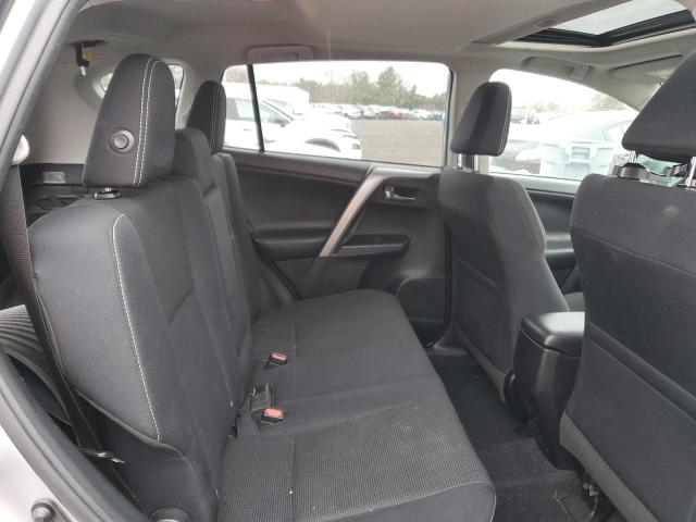 Photo 11 from auction – 2017 TOYOTA RAV4 XLE with VIN 2T3RFREV2HW688718