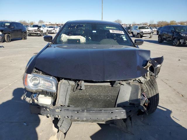Photo 5 from auction – 2018 CHRYSLER 300 S with VIN 2C3CCABG9JH240427