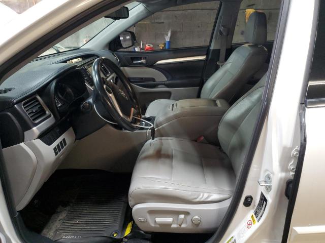 Photo 7 from auction – 2015 TOYOTA HIGHLANDER with VIN 5TDJKRFH5FS171784
