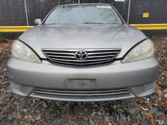 Photo 5 from auction – 2005 TOYOTA CAMRY LE with VIN 4T1BF30K55U603841