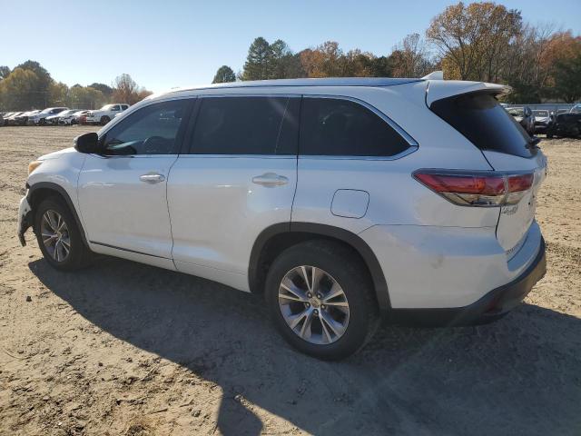 Photo 2 from auction – 2015 TOYOTA HIGHLANDER with VIN 5TDKKRFHXFS067716