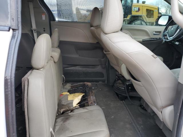 Photo 11 from auction – 2017 TOYOTA SIENNA XLE with VIN 5TDYZ3DCXHS884584