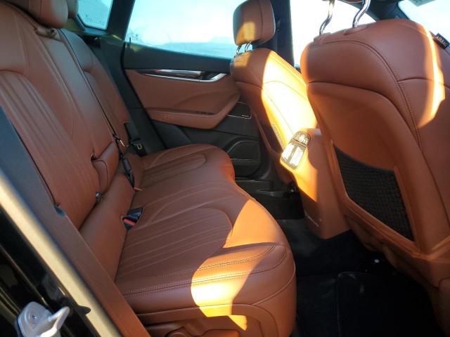 Photo 11 from auction – 2017 MASERATI LEVANTE LU with VIN ZN661XUL7HX245206