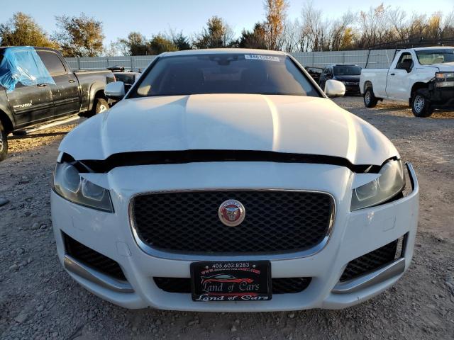 Photo 5 from auction – 2017 JAGUAR XF with VIN SAJBR4BVXHCY33167