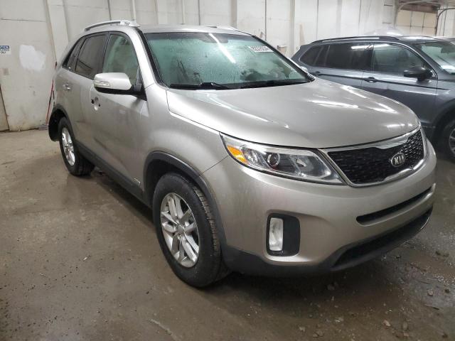 Photo 4 from auction – 2014 KIA SORENTO LX with VIN 5XYKTCA65EG527294