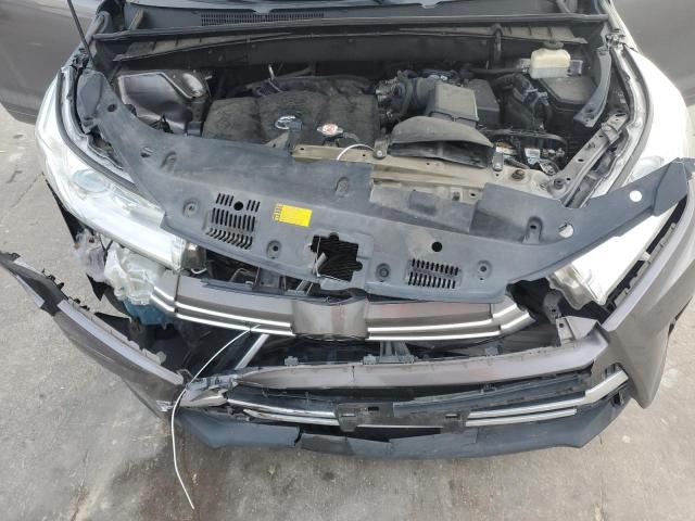 Photo 12 from auction – 2018 TOYOTA HIGHLANDER with VIN 5TDZZRFHXJS263481