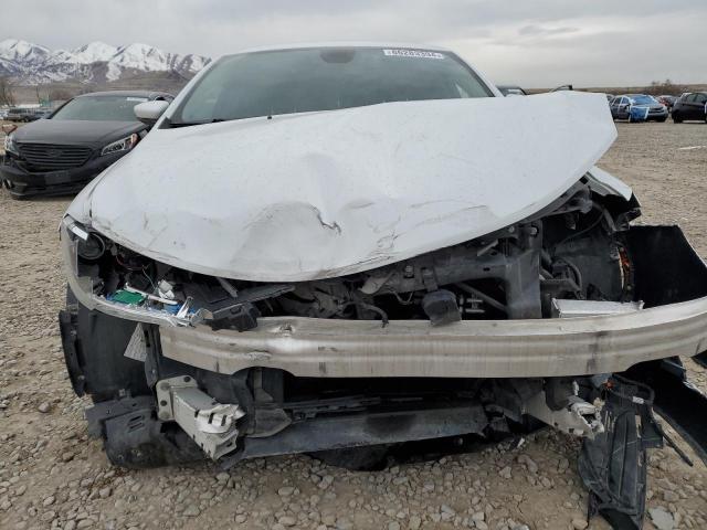 Photo 5 from auction – 2016 CHRYSLER 200 LIMITE with VIN 1C3CCCAB8GN131846