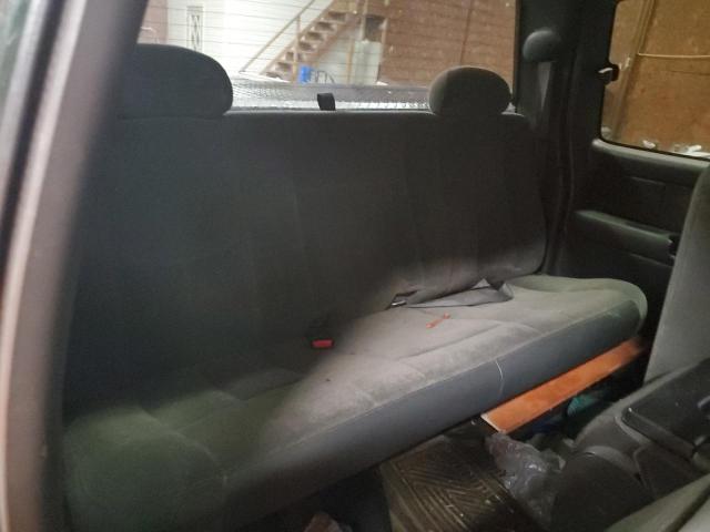 Photo 10 from auction – 2003 CHEVROLET SILVERADO with VIN 2GCEK19V331313363