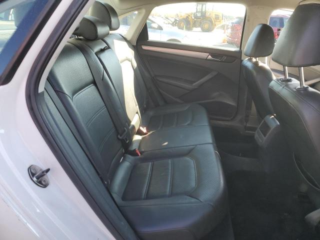 Photo 10 from auction – 2014 VOLKSWAGEN PASSAT S with VIN 1VWAT7A33EC065957