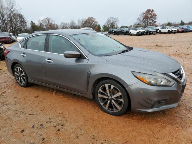 Photo 4 from auction – 2017 NISSAN ALTIMA 2.5 with VIN 1N4AL3AP0HC234972