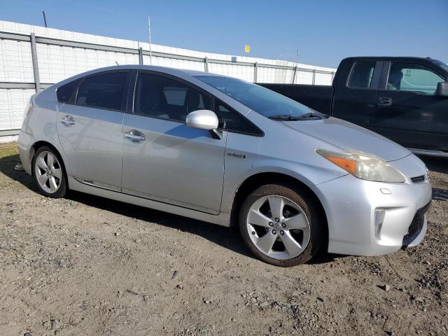 Photo 4 from auction – 2013 TOYOTA PRIUS with VIN JTDKN3DUXD1691241