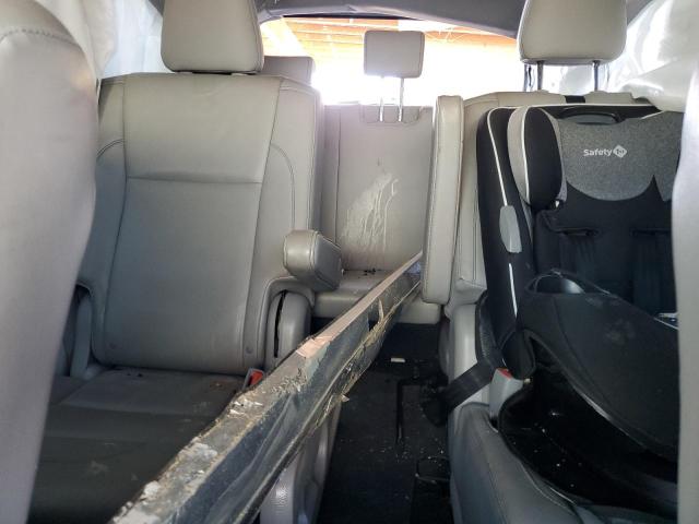 Photo 10 from auction – 2016 TOYOTA HIGHLANDER with VIN 5TDKKRFH9GS153200