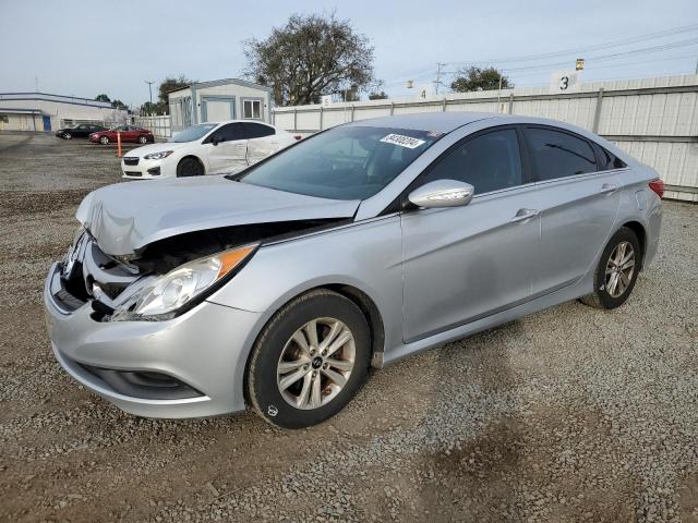HYUNDAI SONATA GLS 2014 with VIN 5NPEB4AC0EH839799 - Photo from auction