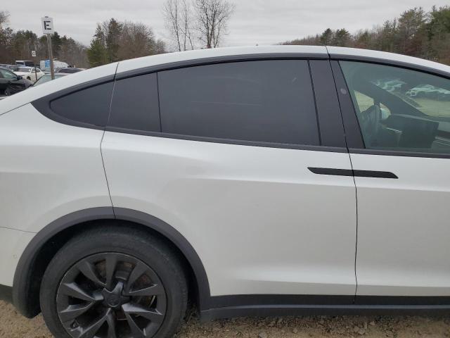 Photo 11 from auction – 2022 TESLA MODEL X with VIN 7SAXCAE54NF354888