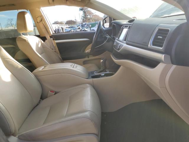 صورة رقم 7 من المزاد - 2017 TOYOTA HIGHLANDER مع VIN 5TDJZRFH7HS365893
