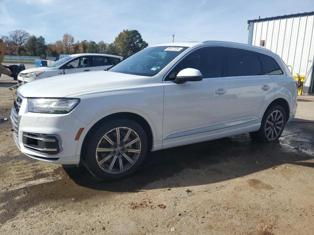 AUDI Q7 PREMIUM 2019 with VIN WA1LAAF74KD023923 - Photo from auction