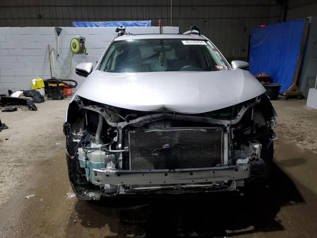 Photo 5 from auction – 2015 TOYOTA RAV4 XLE with VIN JTMRFREV7FJ044238