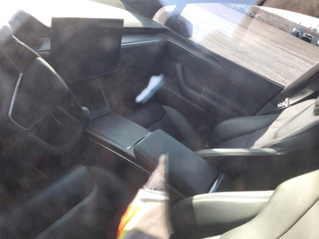 Photo 8 from auction – 2022 TESLA MODEL X with VIN 7SAXCBE5XNF335218