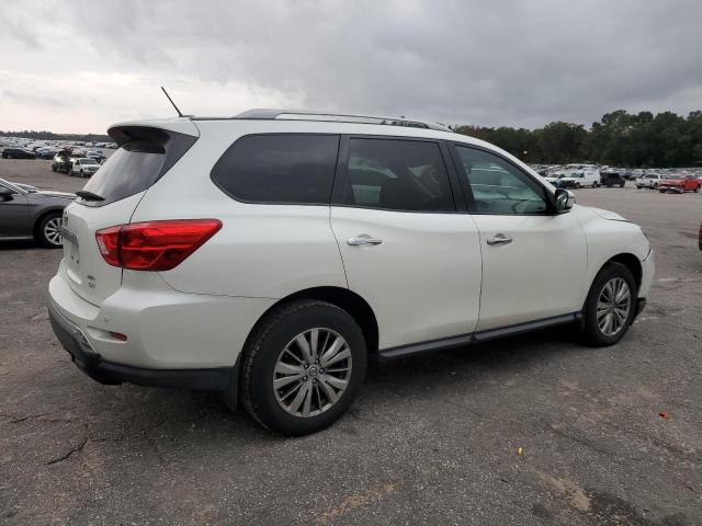 Photo 3 from auction – 2017 NISSAN PATHFINDER with VIN 5N1DR2MM1HC646167