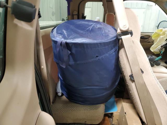 Photo 10 from auction – 1999 FORD F150 with VIN 1FTRX18L5XKB11987
