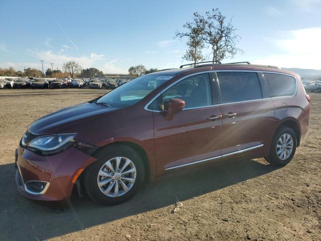 CHRYSLER PACIFICA T 2017 with VIN 2C4RC1BG7HR642327 - Photo from auction