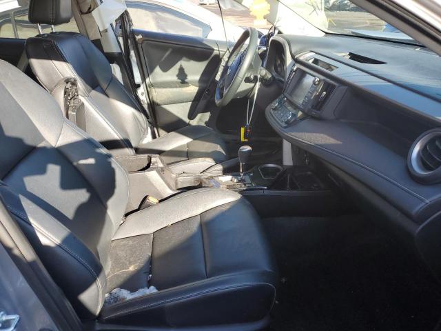 Photo 7 from auction – 2017 TOYOTA RAV4 LIMIT with VIN 2T3DFREVXHW567431