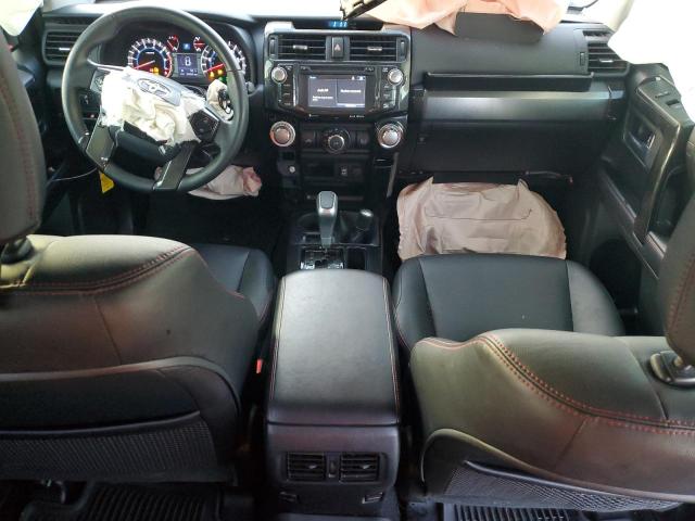 Photo 8 from auction – 2018 TOYOTA 4RUNNER SR with VIN JTEBU5JR2J5579659
