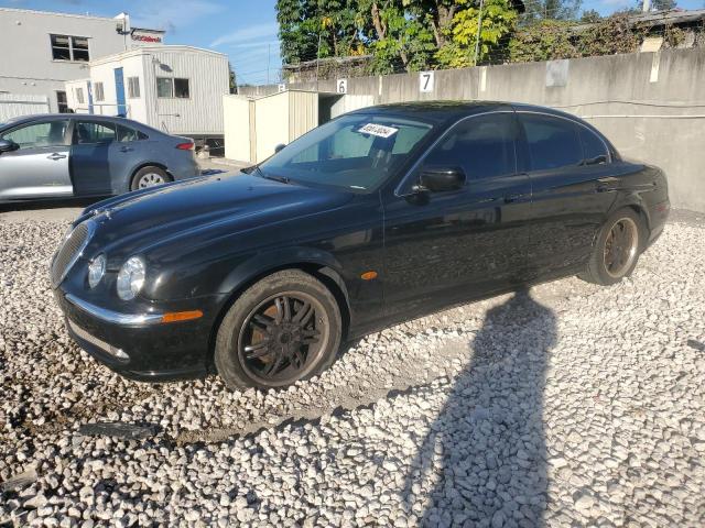 JAGUAR S-TYPE 2000 with VIN SAJDA01D4YGL61655 - Photo from auction
