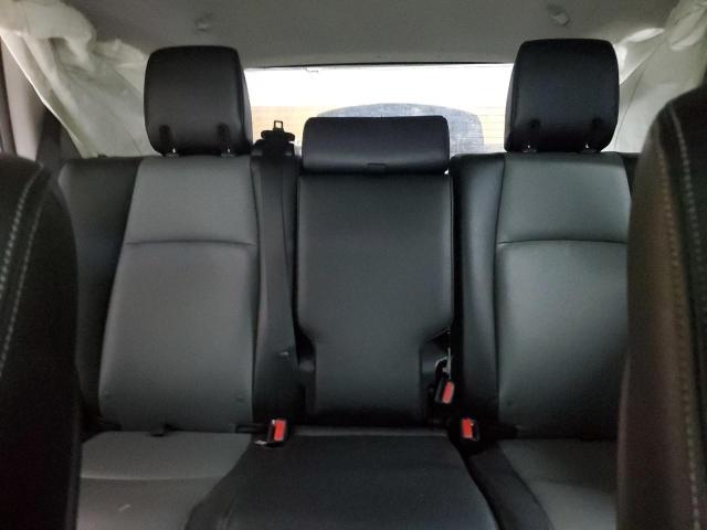 Photo 10 from auction – 2018 TOYOTA 4RUNNER SR with VIN JTEBU5JR8J5553020