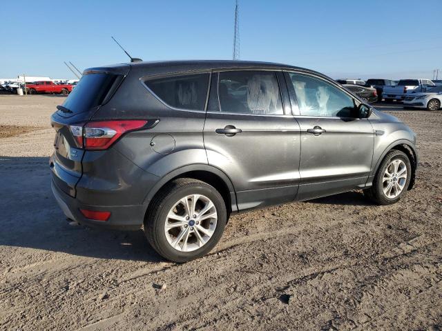 Photo 3 from auction – 2017 FORD ESCAPE SE with VIN 1FMCU9GD2HUC35739