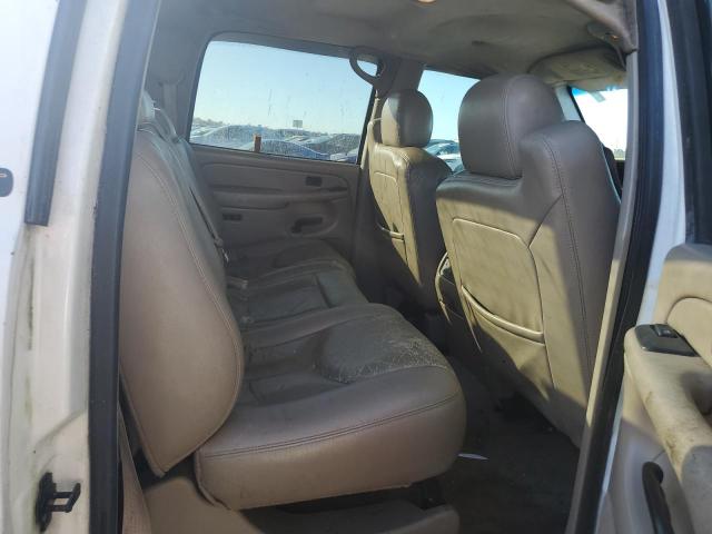 Photo 10 from auction – 2004 CHEVROLET SILVERADO with VIN 1GCGK23U74F125938
