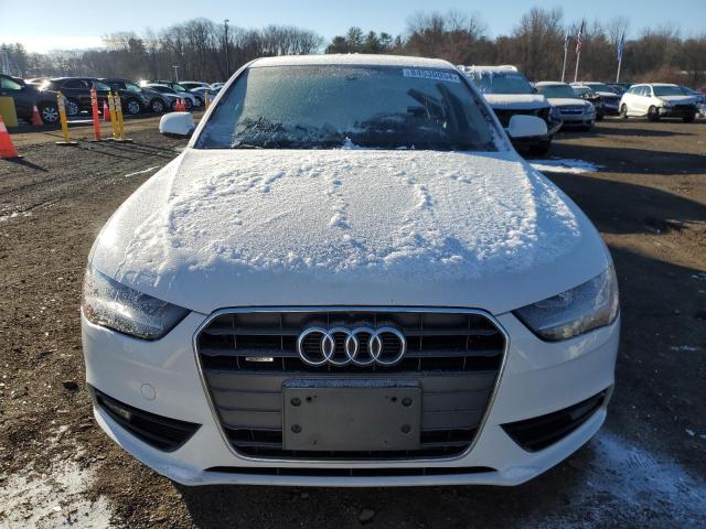 Снимка 5 от търг – 2014 AUDI A4 PREMIUM с VIN WAUBFAFL2EN009661