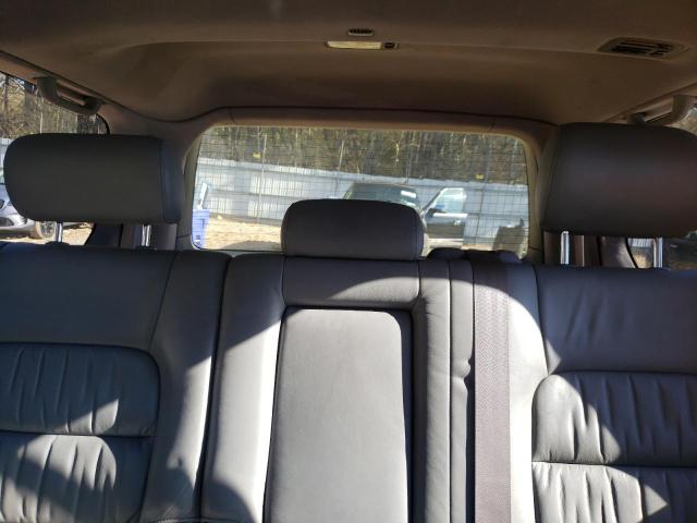 Photo 10 from auction – 2004 LEXUS LX 470 with VIN JTJHT00W443539284