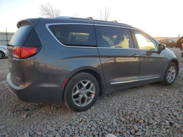 Photo 3 from auction – 2017 CHRYSLER PACIFICA L with VIN 2C4RC1GG8HR528944