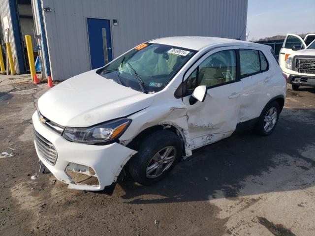 CHEVROLET TRAX LS 2018 with VIN KL7CJNSB0JB733688 - Photo from auction