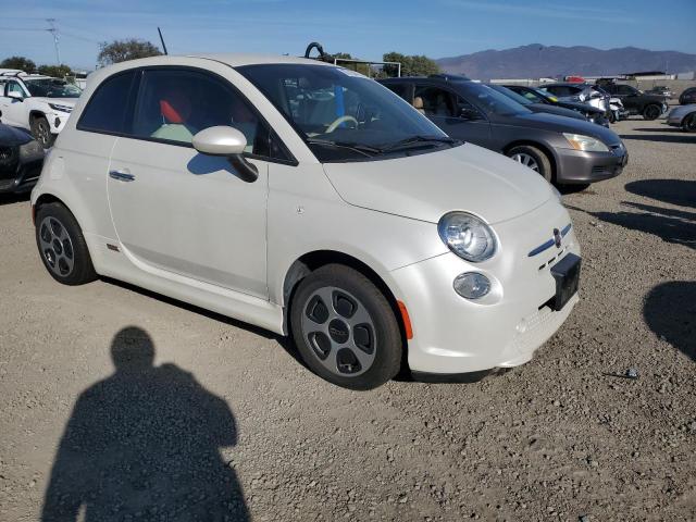 Photo 4 from auction – 2015 FIAT 500 ELECTR with VIN 3C3CFFGE8FT620367