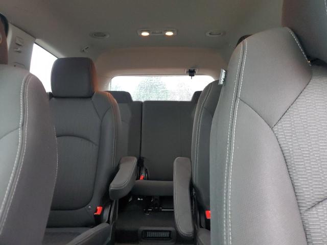 Photo 10 from auction – 2017 CHEVROLET TRAVERSE L with VIN 1GNKVGKDXHJ348968