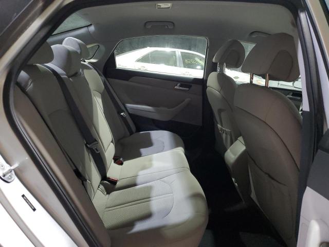 Photo 10 from auction – 2016 HYUNDAI SONATA SE with VIN 5NPE24AF9GH257407