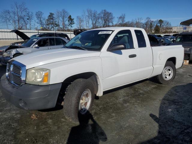 DODGE DAKOTA ST 2005 with VIN 1D7HE22K95S304640 - Photo from auction
