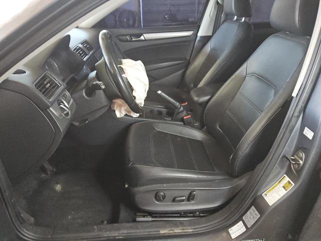 Photo 7 from auction – 2014 VOLKSWAGEN PASSAT S with VIN 1VWAT7A3XEC081394