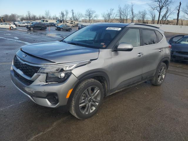 KIA SELTOS S 2021 with VIN KNDEU2AA8M7174831 - Photo from auction
